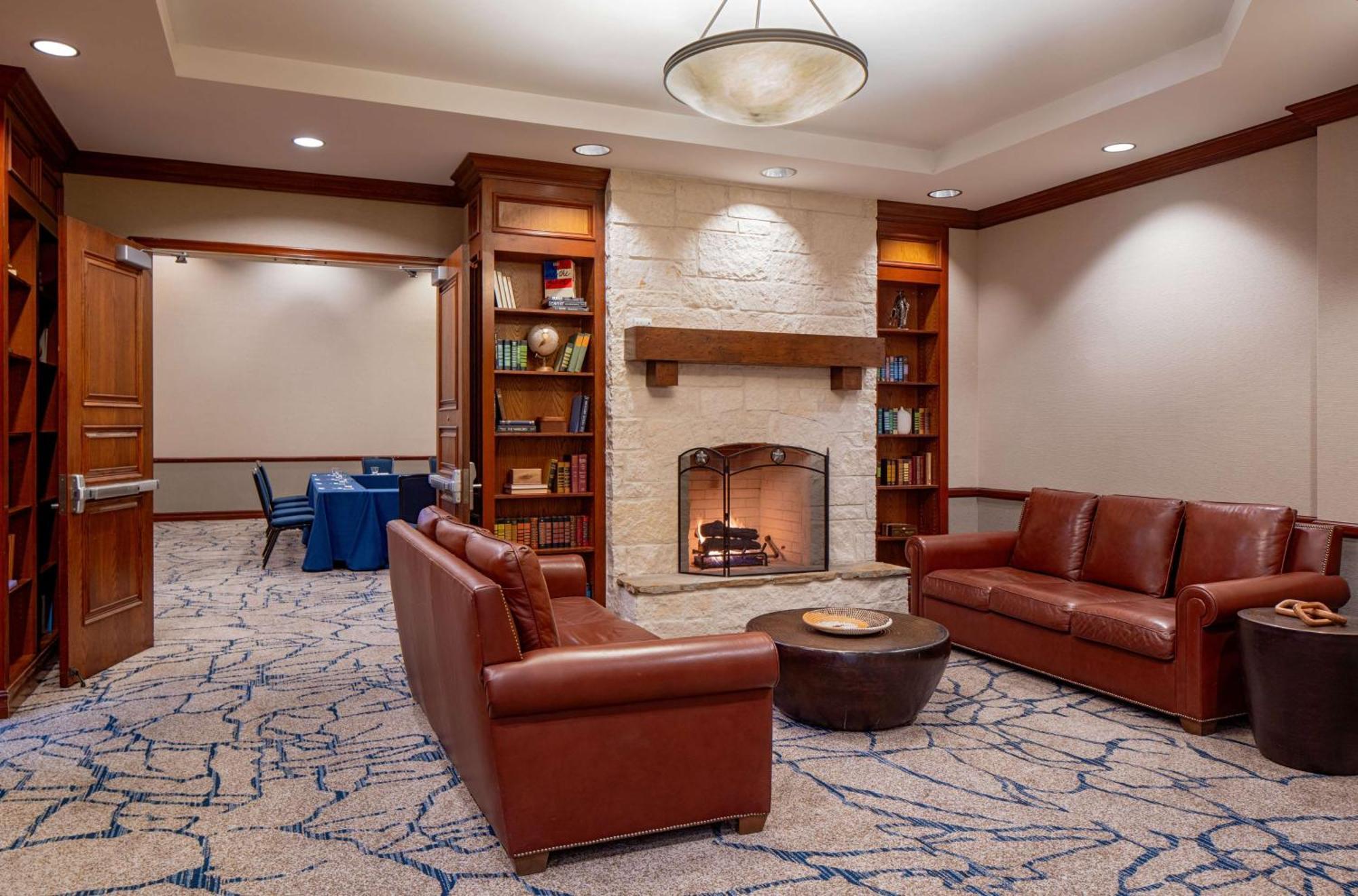 מלון Hilton San Antonio Hill Country מראה חיצוני תמונה